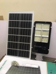 Đèn đường năng lượng mặt trời 300W Cao áp thumb