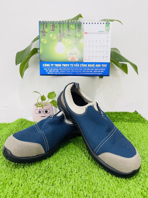 Giày bảo hộ Deltaplus