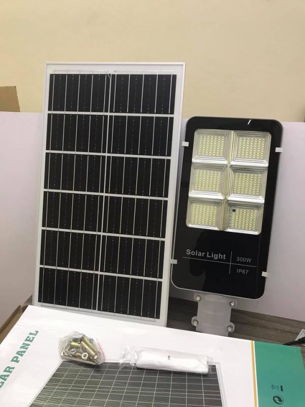 Đèn đường năng lượng mặt trời 300W Cao áp